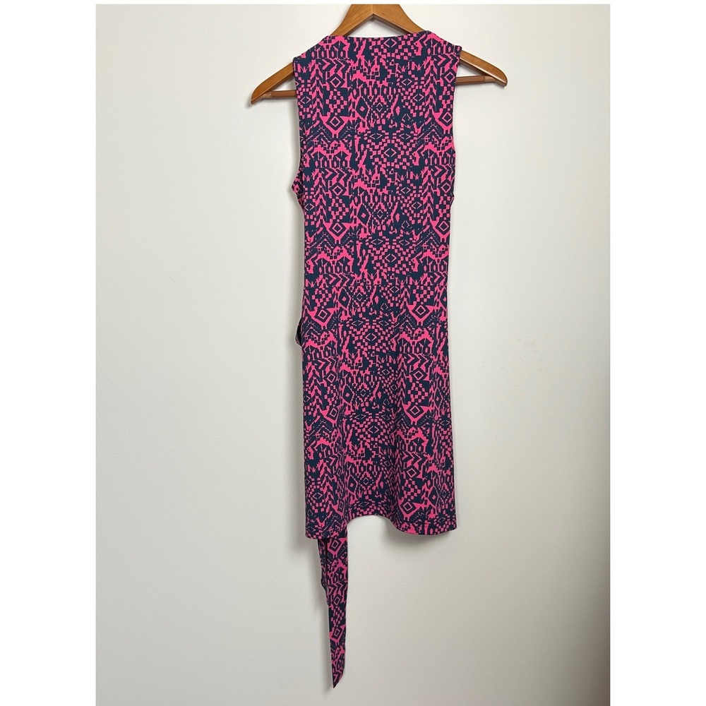 Ellie Kai Pink Navy Geometric Ikat Print VNeck Sleeveless Tie Waist Dress Size 4 - Picture 2 of 11